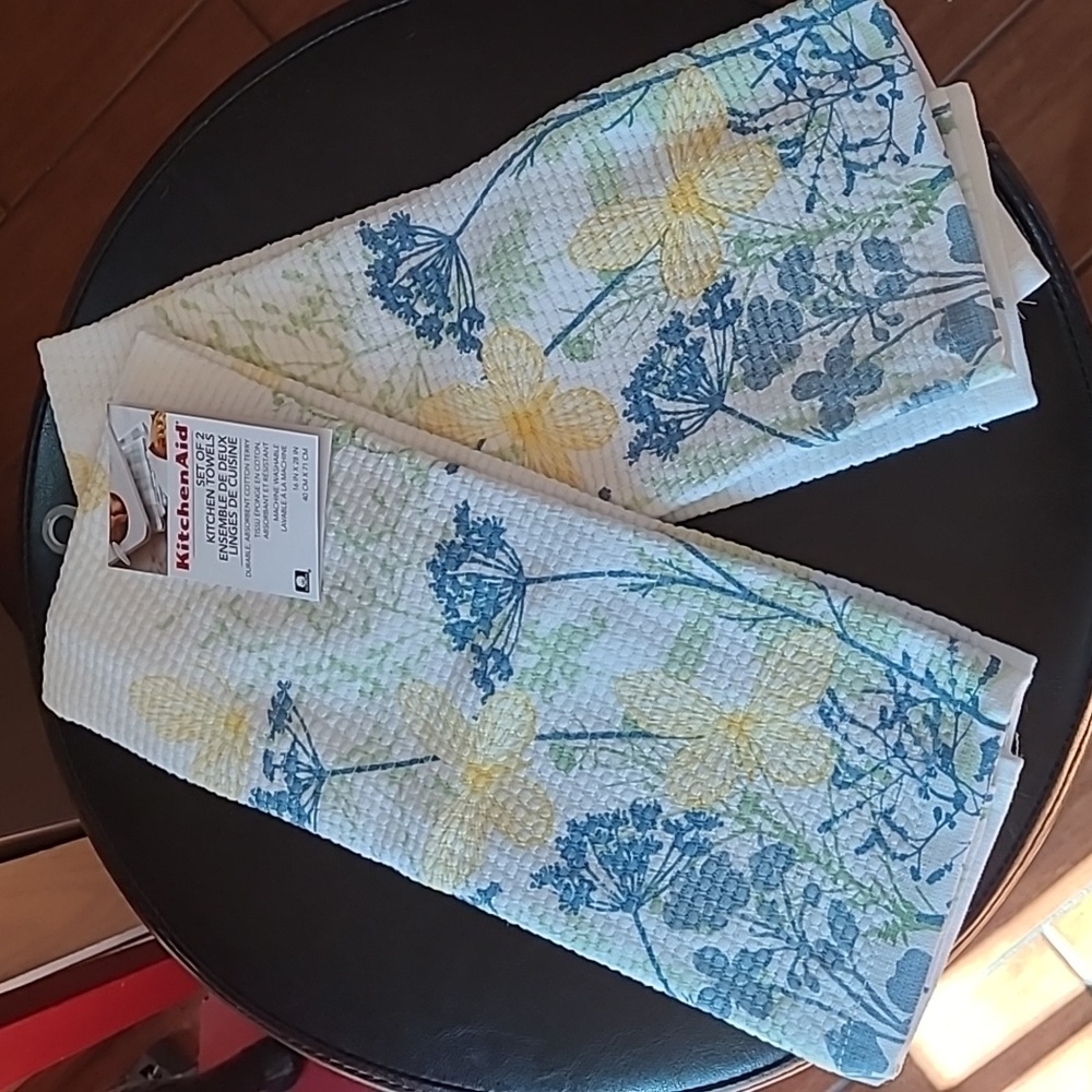 KitchenAid Floral Kitchen Towels